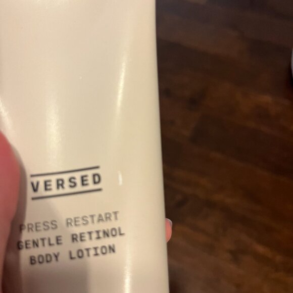 Versed Skincare Gentle Retinol Body Lotion - Picture 2 of 4